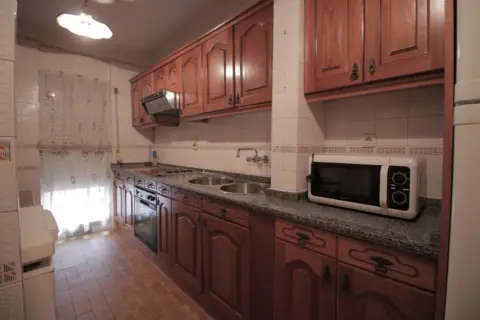 Habitación en calle de Atahualpa, 4