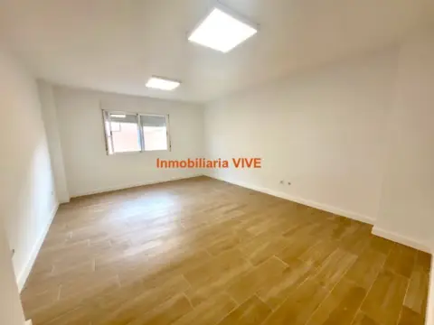 Piso en calle de los Llanos de Cáceres, 47