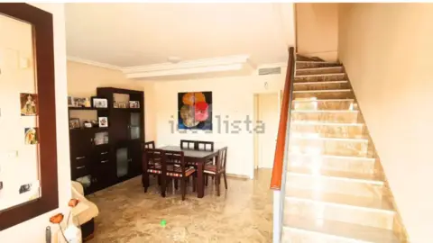 Chalet adosado en calle de Corelli