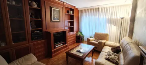 Piso en calle de la Industria