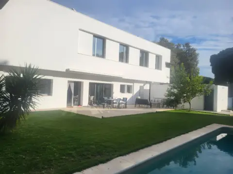 Chalet unifamiliar en Bollullos de La Mitación