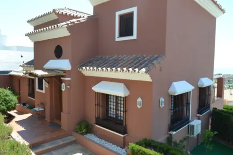 Chalet unifamiliar en Arroyo de La Miel