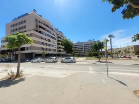 Piso en Teatinos-Cortijo Alto