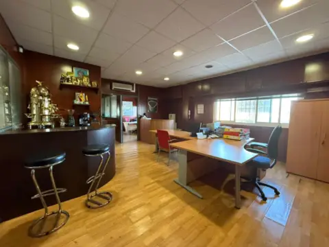 Nave industrial en calle Camino de Araceli