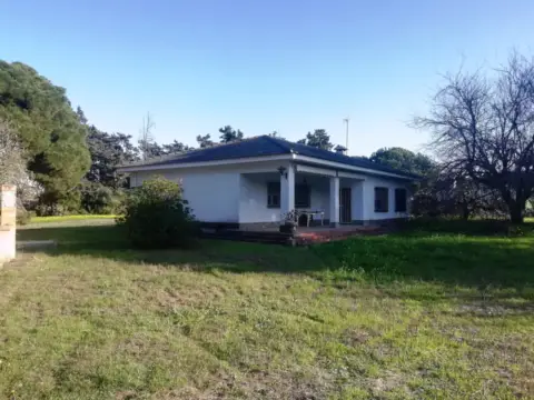 Chalet rústico en Mogarizas-Las Rapazes