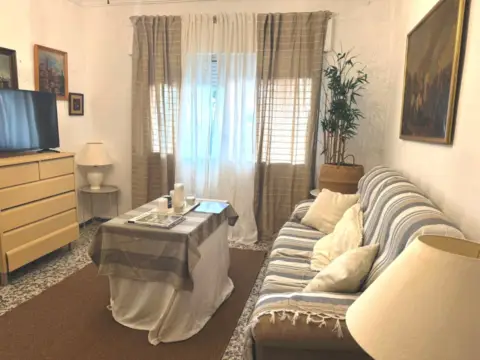 Casa adosada en Pinar Alto-Crevillet-Menesteo