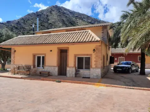 Chalet en Camino de Elche a Ferriol y Monforte