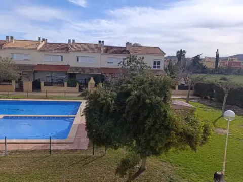 Chalet adosado en Aspe