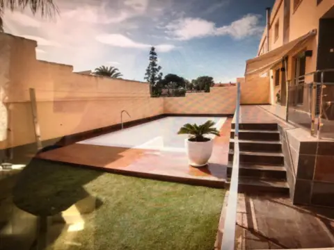 Chalet adosado en Ciudad Jardín