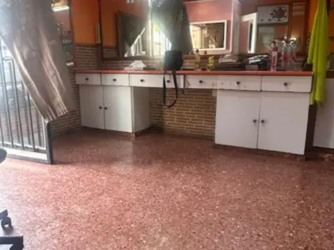 Local comercial en Avenida de la Unión