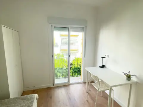 Habitación en calle Guadiamar