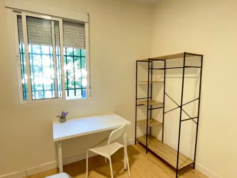 Habitación en Plaza de Domingo Molina