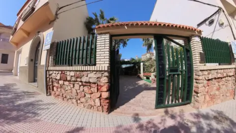 Casa en calle de la Carrera San Isidro