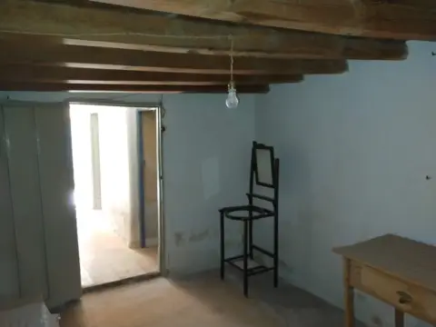 Casa rústica en calle Rincón, 6