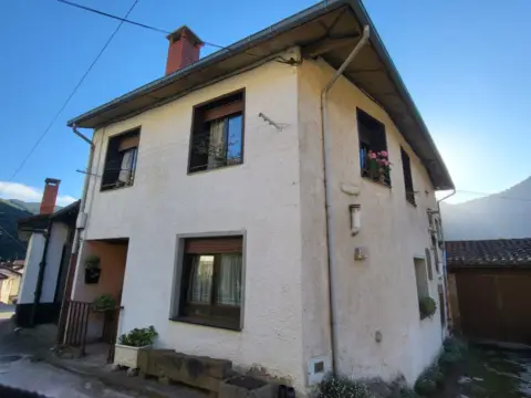 Casa en calle Tanes, nº 64