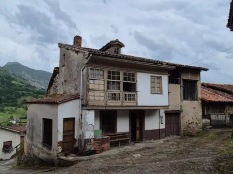 Casa en calle La Ferrera