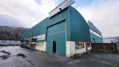 Nave comercial en calle Polígno de La Florida