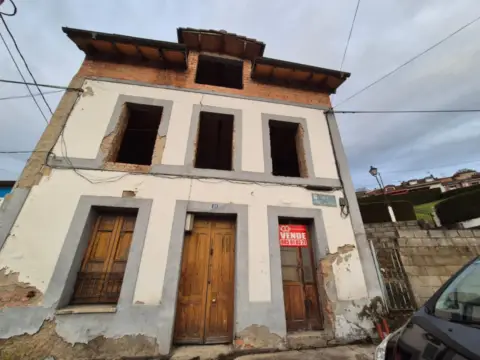 Casa en calle Virgen del Otero