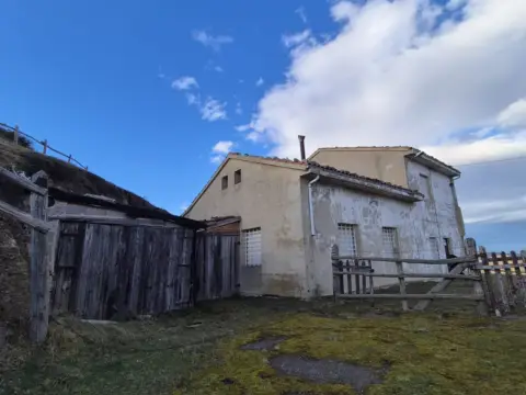 Casa en calle La Collaona