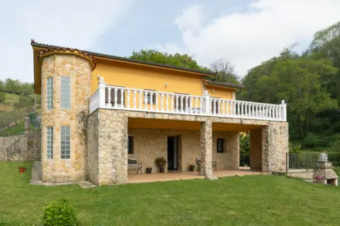 Casa en calle La Lloseta