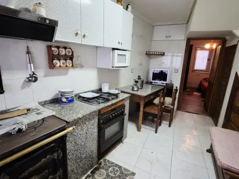 Casa en calle Lorío
