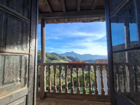 Casa en calle Pielgos