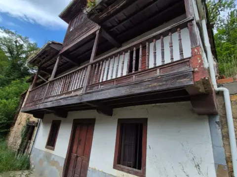 Finca rústica en Laviana, Lloro, Tiraña