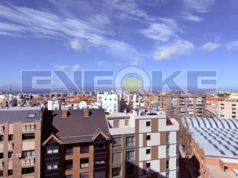 Piso en calle de José Castán Tobeñas