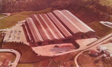 Nave industrial en calle La Rozona