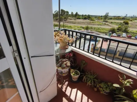 Piso en Avenida de Italia