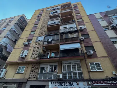 Piso en calle de Héroes de Cascorro