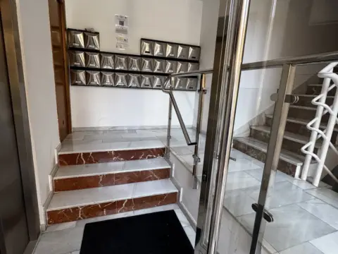 Piso en Avenida Santa Marina