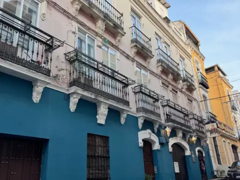 Dúplex en calle Hernán Cortés
