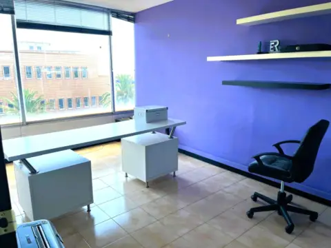 Oficina en Carrer del Gremi de Teixidors