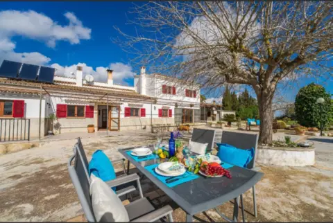 Casa rústica en Polígono Disseminat