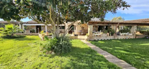 Casa rústica en Camí de Biniagual, 1