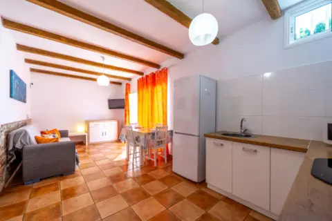 Apartamento en calle Diana, 2
