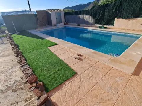 Casa rústica en calle Paraje Saque- Navel.A