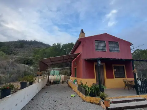 Casa rústica en calle Paraje Solanica