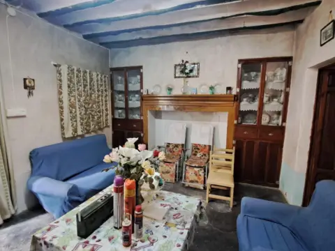Casa rústica en Pasaje La Charrara