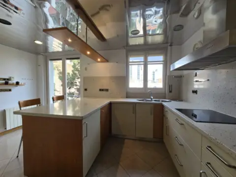 Piso en Carrer d'Anselm Clavé