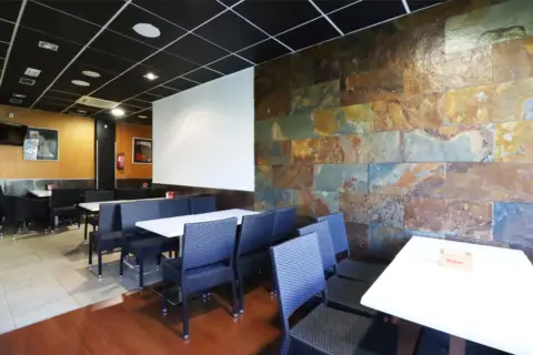 Local comercial en Aureliano Lopez Becerra Kalea