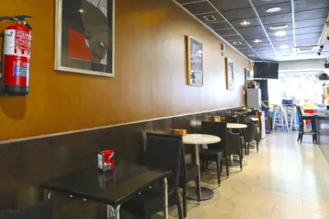 Local comercial en Aureliano Lopez Becerra Kalea