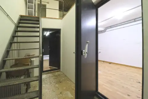 Local comercial en Camino de Oialume