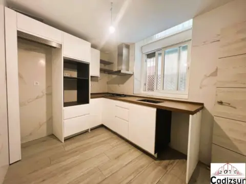 Apartamento en El Mentidero-Teatro Falla-Alameda