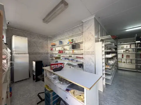Local comercial en Plaza Mayor, 7