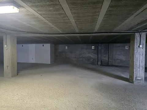 Garaje en calle de Balado