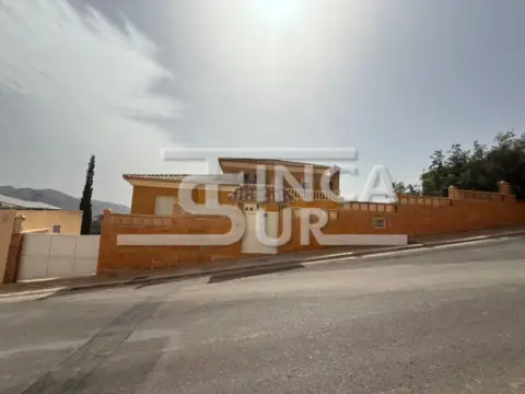 Chalet unifamiliar en La Envía