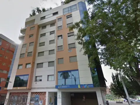 Garaje en Plaza de Abenarabi, 26