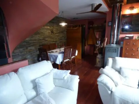 Dúplex en Avinguda d'Alp, 1